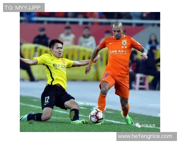 2016年恒大与鲁能激战回顾：巅峰对决与精彩瞬间解析